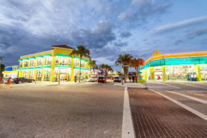 FORT MYERS, FLORIDA - FEBRUARY 2016: Tourists enjoy city promena