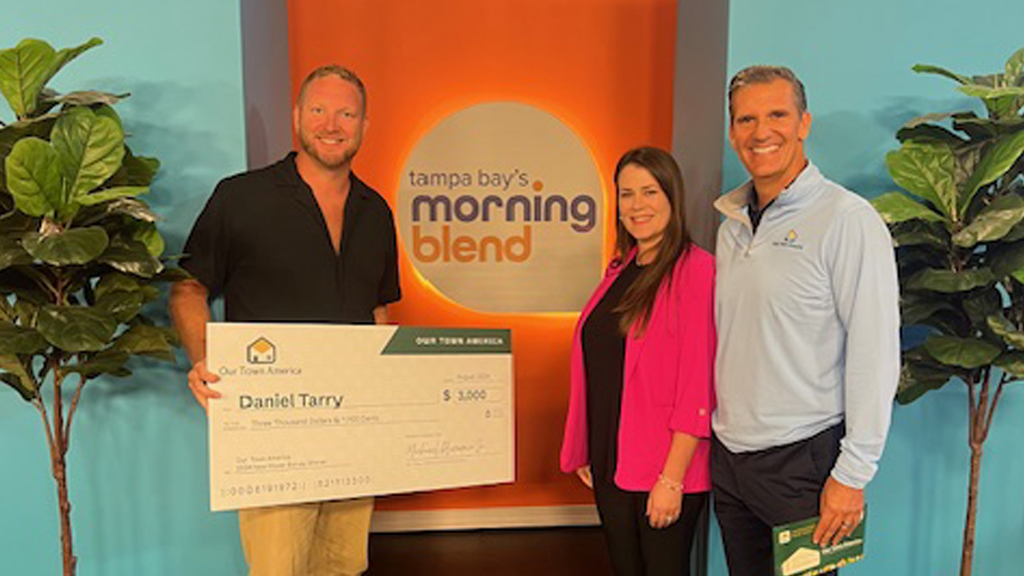 2024 New Mover Survey Winner Receiving his $3000 prize at ABC News Morning Blend